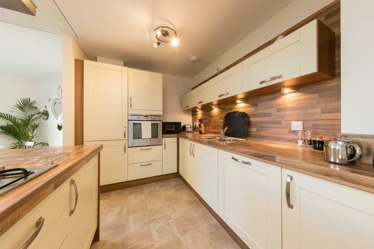 The Broch, Ground Floor City Centre Apartment, Sleeps 6 퍼스 외부 사진
