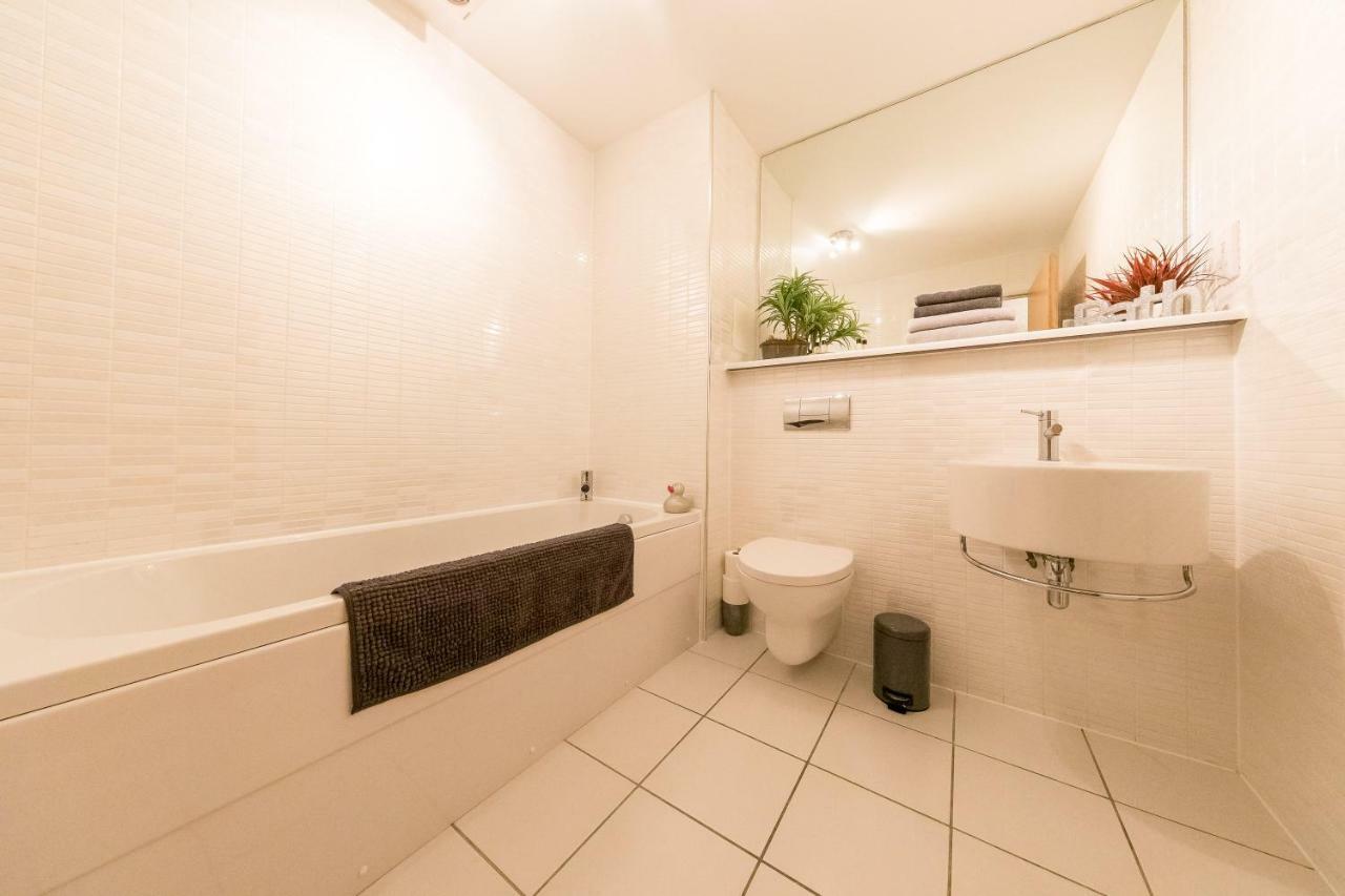 The Broch, Ground Floor City Centre Apartment, Sleeps 6 퍼스 외부 사진